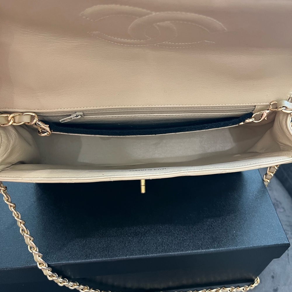 Rare Vintage Chanel Kelly top handle bag 24k Gold Hardware - Picture 12 of 17